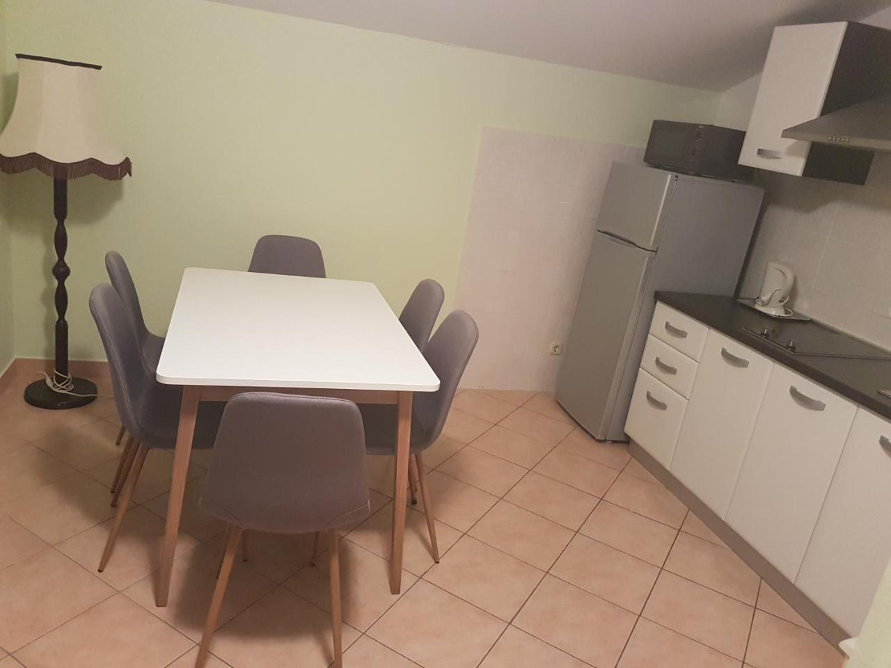 Apartment Danica Брела Екстер'єр фото